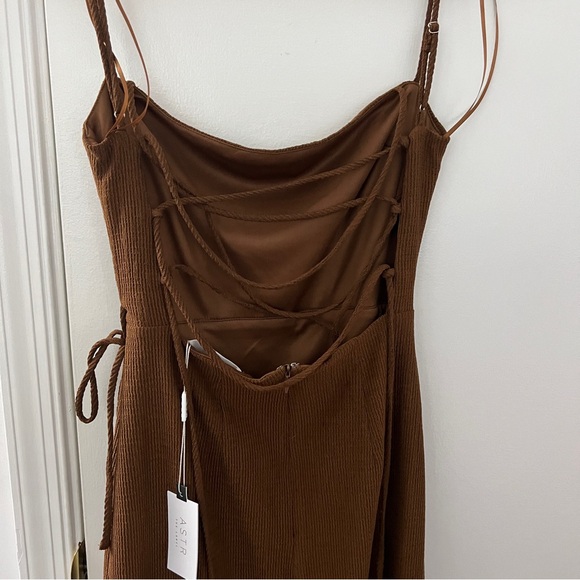 NWT Brinda Wrap Midi Dress in Brown - Picture 9 of 13